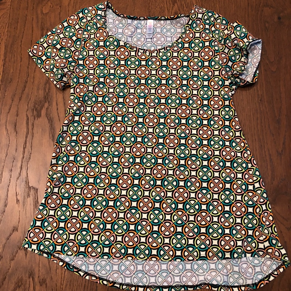 LulaRoe Classic T